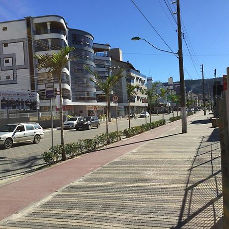 Апартаменты Residencial Sks Бомбиньяс Экстерьер фото